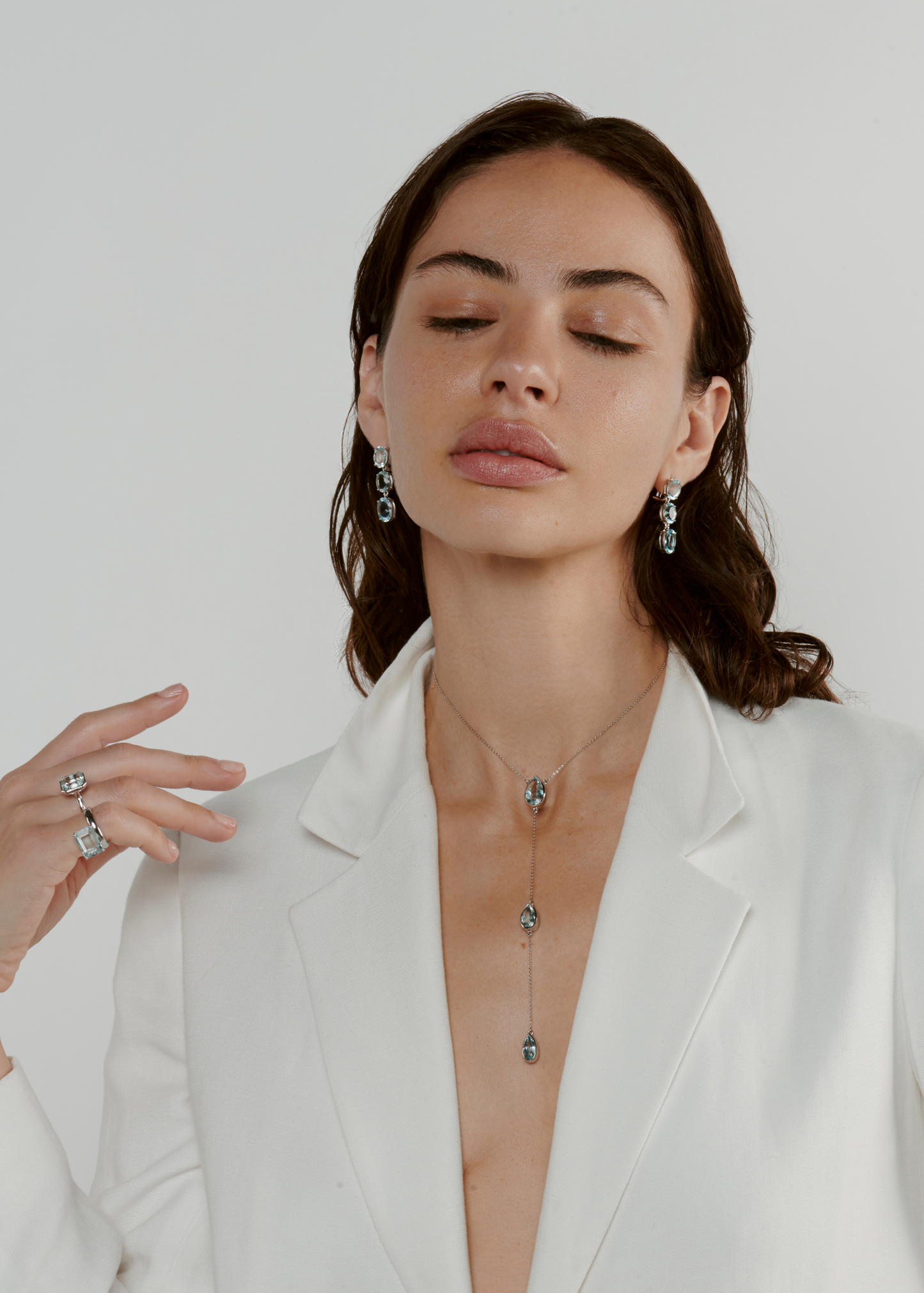 DEWDROP LARIAT NECKLACE