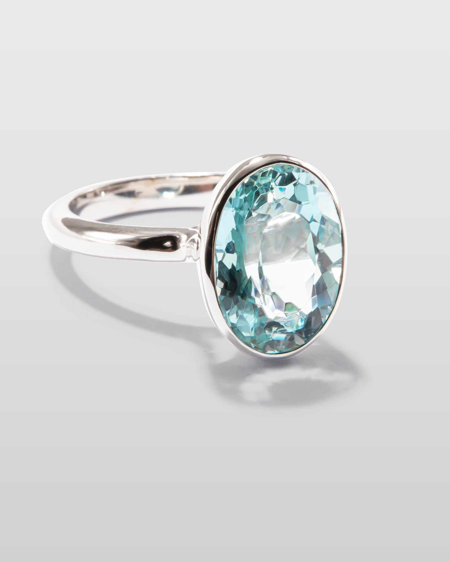 ELEKTRA SOLITAIRE RING