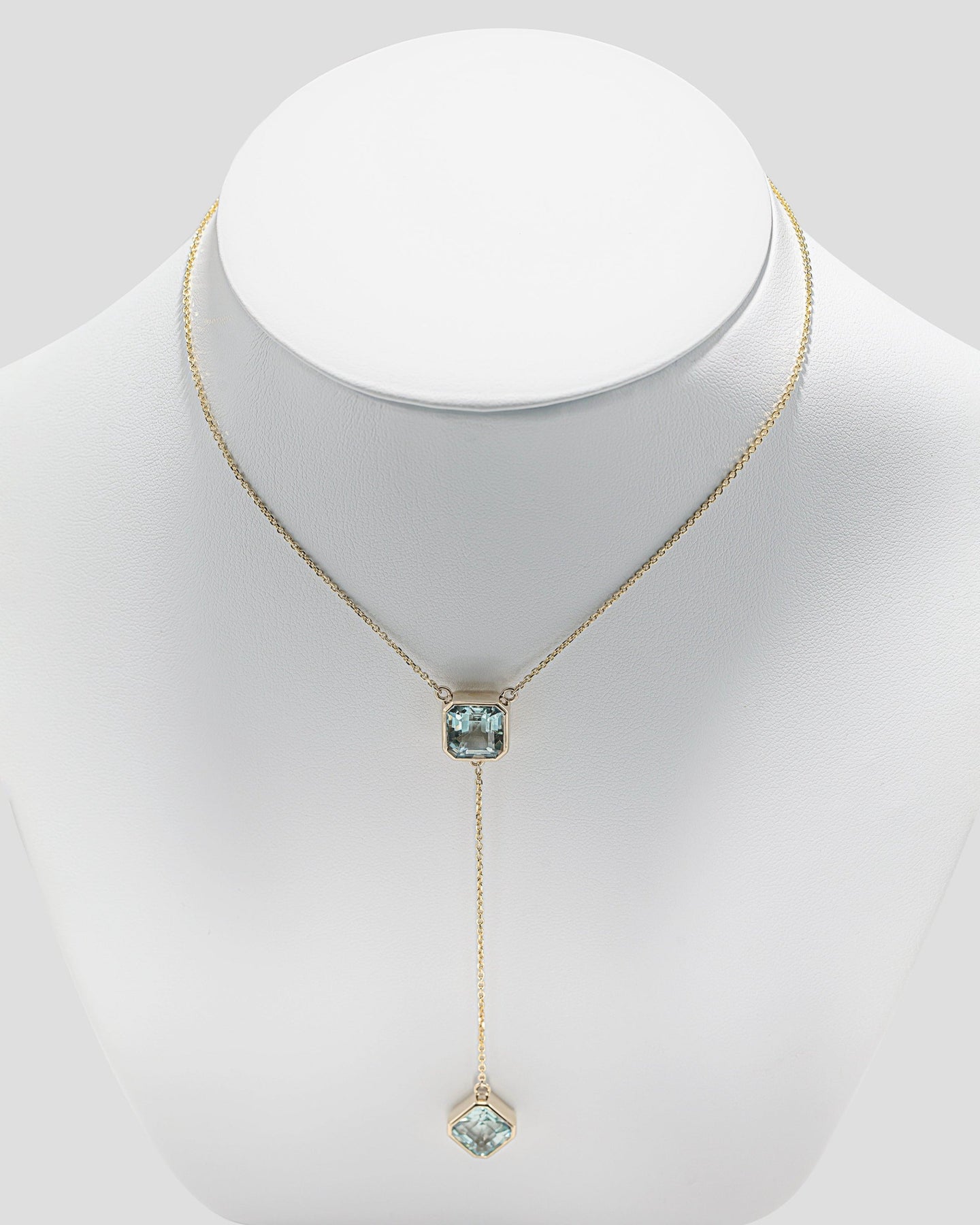 ASSCHER LARIAT NECKLACE