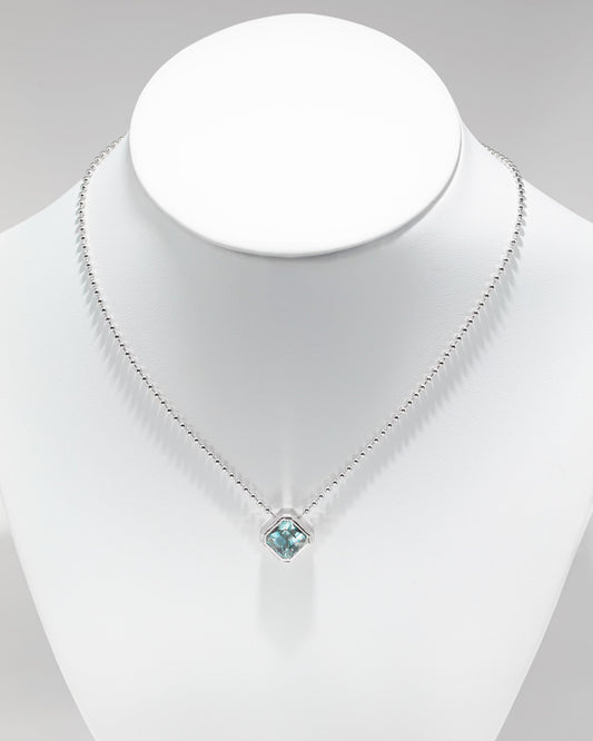 ASSCHER SOLITAIRE NECKLACE